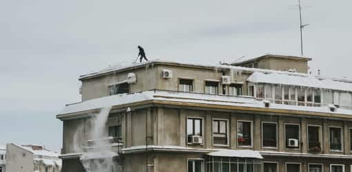 déneigement d'un bâtiment